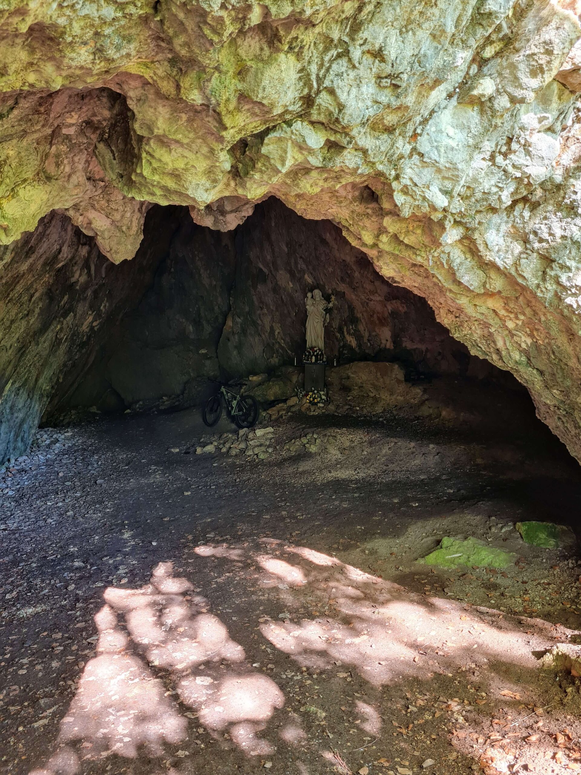 E-bike route Čičmany – Pružina – Mojtín Cave