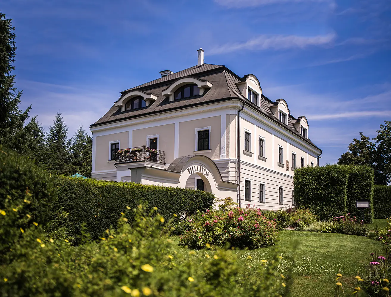 Villa Nečas Žilina